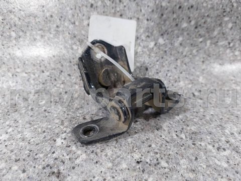 Петля двери задней правой Mazda 3, 2005 г., арт. 46023024597