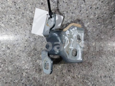 Петля двери задней правой Renault Sandero, 2020 г., арт. 46023030665_1