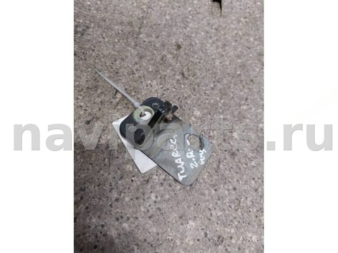 Петля двери задней правой Volkswagen Touareg, 2005 г., арт. 46023032133