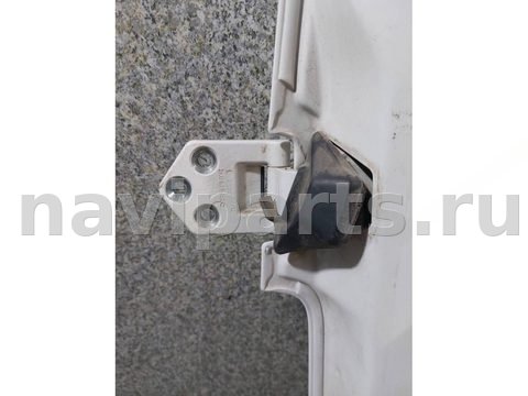 Петля двери задней правой Volkswagen Caddy, 2013 г., арт. 46023058756