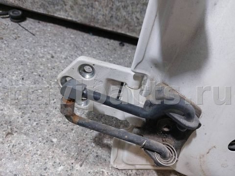 Петля двери задней правой Volkswagen Caddy, 2013 г., арт. 46023058757