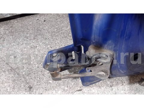 Петля двери задней правой Volkswagen Caddy, 2013 г., арт. 46023066451_1