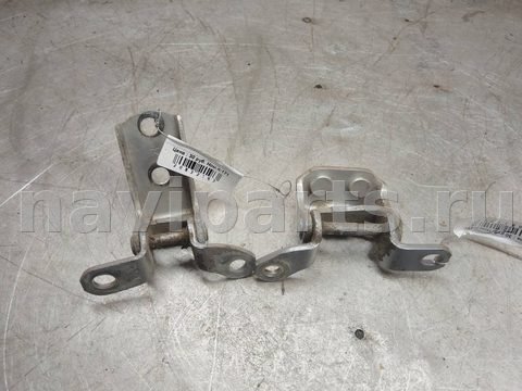 Петля двери задней правой Toyota Avensis Verso, 2001 г., арт. 94420, фото 2