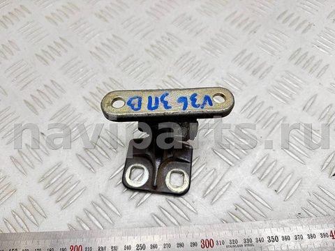 Петля двери задней правой Mercedes A W168, 2000 г., арт. A52249