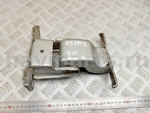 Петля двери задней правой Opel Vivaro, 2004 г., OEM 527428A, арт. A53942_1