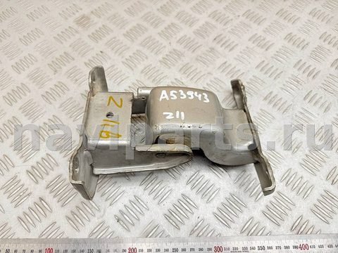 Петля двери задней правой Opel Vivaro, 2004 г., OEM 527428A, арт. A53943_1