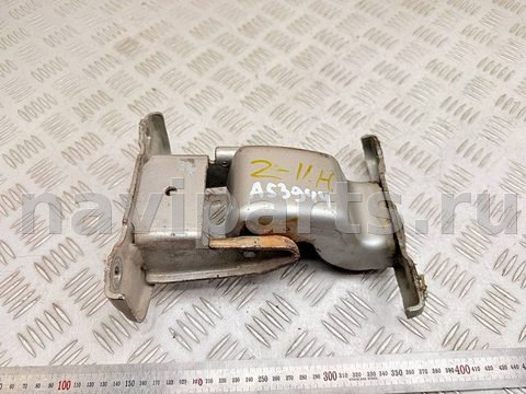 Петля двери задней правой Opel Vivaro, 2004 г., OEM 527428A, арт. A53944_1
