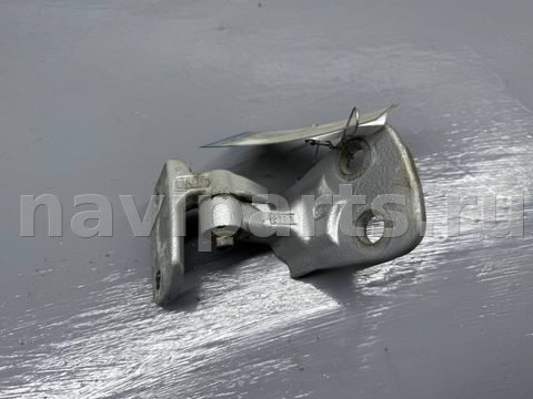 Петля двери задней правой Land-Rover Range Rover Sport, 2009 г., арт. B102409388
