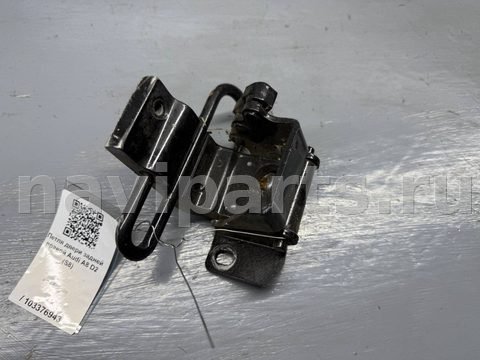 Петля двери задней правой Audi A8 D2, 1996 г., OEM 4D0833412C, арт. B103376943
