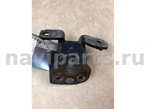 Петля двери задней правой Mazda 323, 1997 г., OEM B01A73210B, арт. B29915905