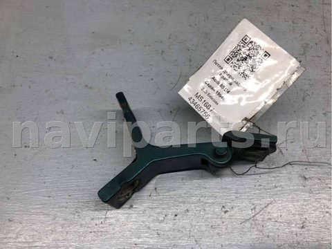 Петля двери задней правой Audi 80 B4, 1994 г., OEM 8938331401, арт. B43465756