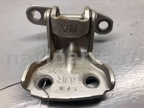 Петля двери задней правой Subaru Impreza, 1998 г., OEM 87URUR, арт. B53078851