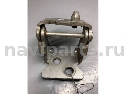 Петля двери задней правой Peugeot 207, 2007 г., OEM 9037C2, арт. B66012713