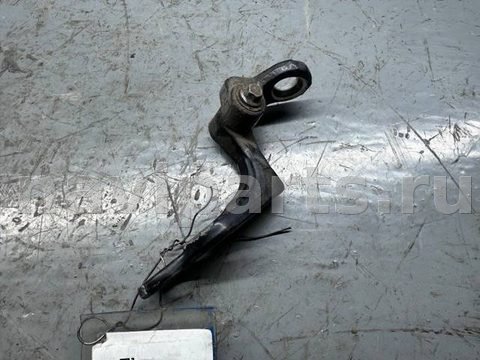 Петля двери задней правой Ford C-Max, 2007 г., OEM 3M51R26810AH, арт. B92468044