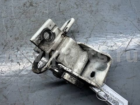 Петля двери задней правой Audi 80 B3, 1989 г., арт. B92487927