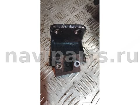 Петля двери задней правой Volkswagen Transporter T4, 1997 г., арт. B98637274