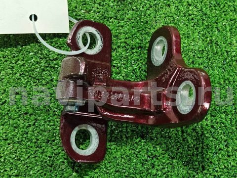 Петля двери задней правой Land-Rover Range Rover Sport, 2015 г., арт. D16574