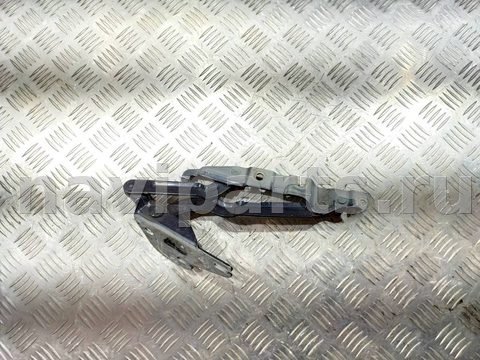 Петля капота Audi A6, 2001 г., OEM 4B5827302C, арт. 1015986
