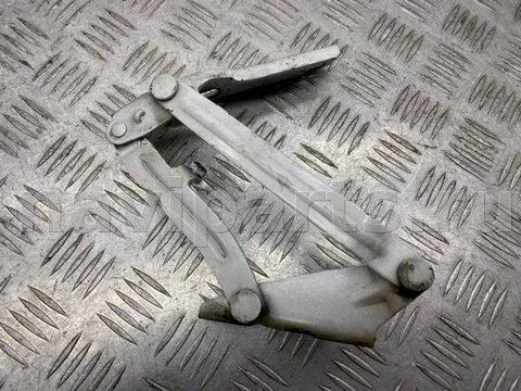 Петля капота Mercedes Sprinter, 2013 г., OEM 9067500121, арт. 1075372, фото 2