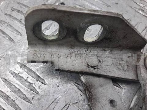 Петля капота Mercedes Sprinter, 2002 г., OEM 9017500351, арт. 1076315, фото 3