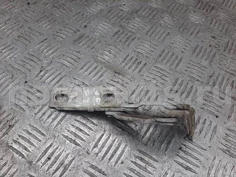 Петля капота Mercedes Sprinter, 2002 г., OEM 9017500451, арт. 1078219, фото 2