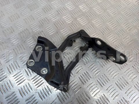 Петля капота Volkswagen Touareg, 2004 г., OEM 7L6823301, арт. 1081983