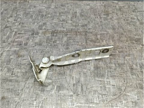 Петля капота Volkswagen Golf, 2002 г., OEM 1j0823301, арт. 9394