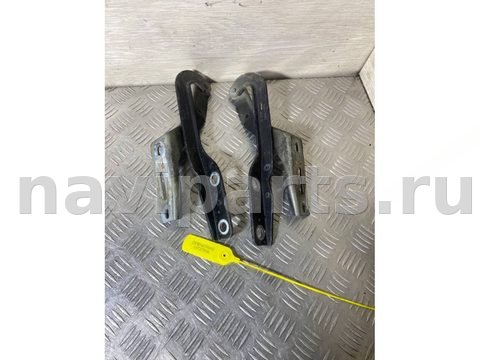 Петля капота Peugeot 307, 2006 г., OEM 9680749180, арт. B1727936
