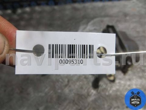 Петля капота левая Mercedes E W212, 2011 г., OEM A2129066201, арт. 00095310, фото 7