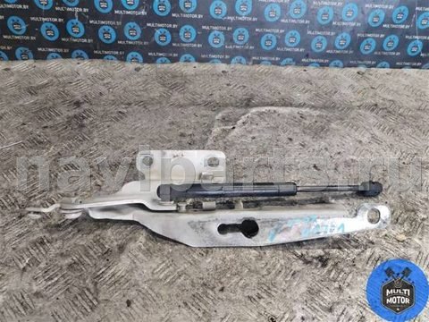 Петля капота левая Volvo XC60, 2010 г., OEM 30779282, арт. 00104465