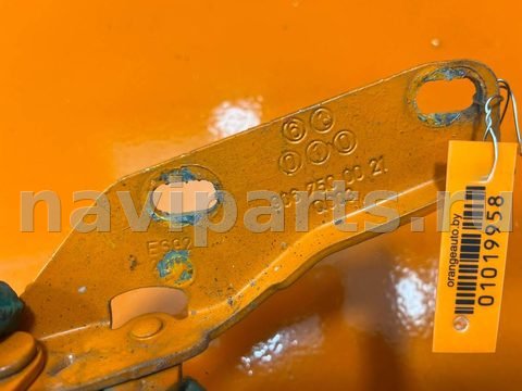 Петля капота левая Mercedes Sprinter, 2011 г., OEM 9067500021, арт. 01019958v1, фото 3