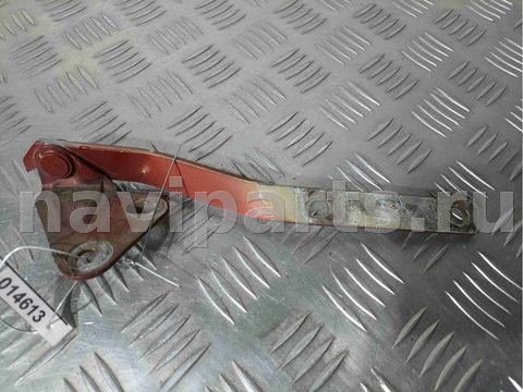 Петля капота левая Skoda Octavia, 2000 г., OEM 1u0823301, арт. 014613