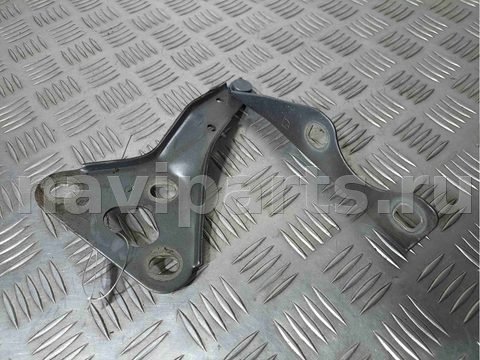 Петля капота левая Opel Zafira, 2003 г., OEM 13172637, арт. 020724
