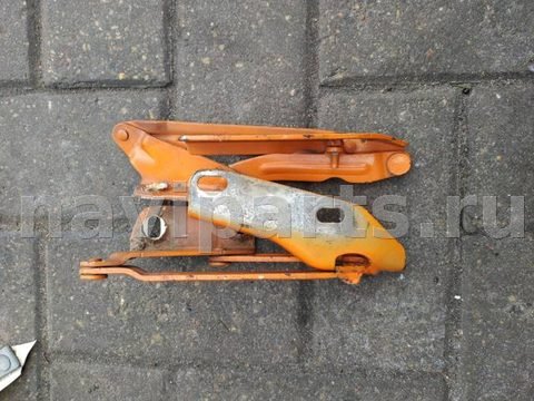 Петля капота левая Volkswagen Crafter, 2008 г., арт. 1-165L
