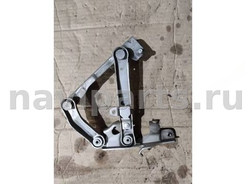 Петля капота левая Mercedes E W211, 2004 г., арт. 104439892