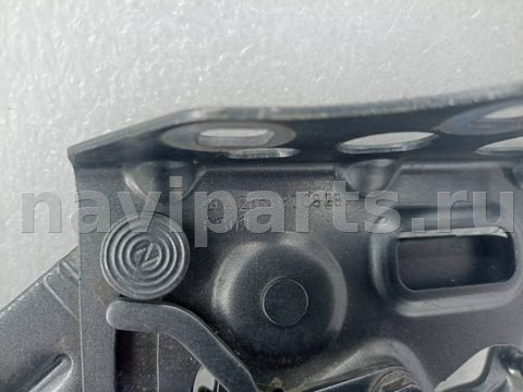 Петля капота левая Mercedes C W205, 2017 г., OEM A2058800828, арт. 10861, фото 2