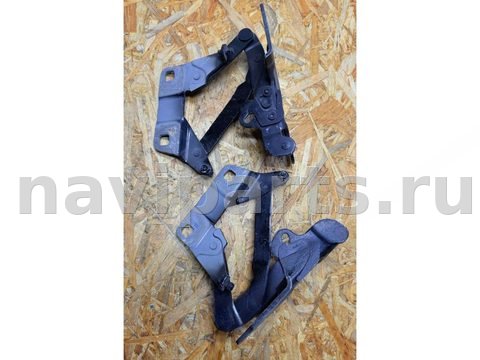 Петля капота левая Mercedes GL X166, 2014 г., OEM A1668800028, арт. 113003072
