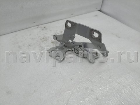 Петля капота левая Mercedes GLE W166, 2018 г., OEM A1668800028, арт. 15620