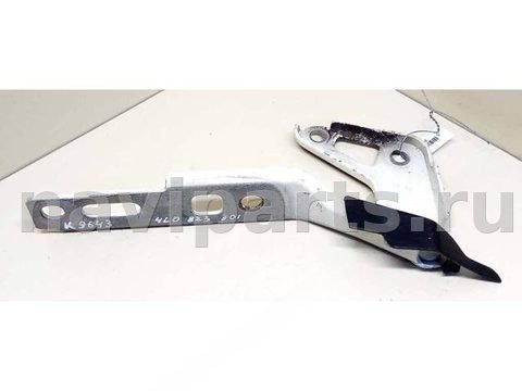Петля капота левая Audi Q7, 2007 г., OEM 4L0823301, арт. 2011704