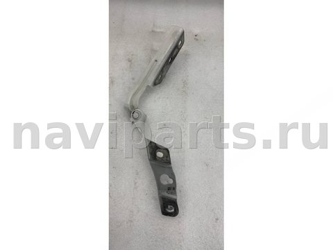 Петля капота левая Volkswagen Crafter, 2016 г., OEM 7C0823301B, арт. 28368