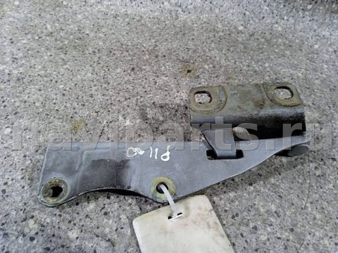 Петля капота левая Nissan Primera, 2001 г., арт. 46023021053, фото 2