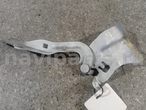 Петля капота левая Mazda 3, 2010 г., арт. 46023066830