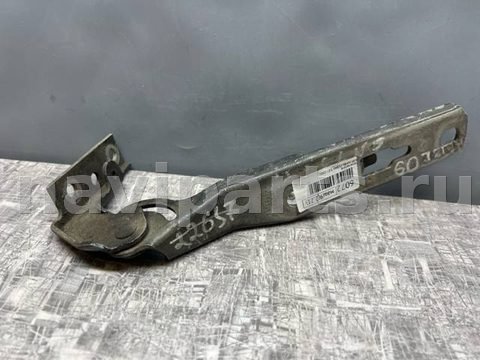 Петля капота левая Audi A4, 2002 г., OEM 8e0823301e, арт. 6072