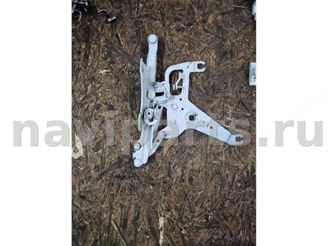 Петля капота левая BMW X5 F15, 2017 г., арт. 81710531