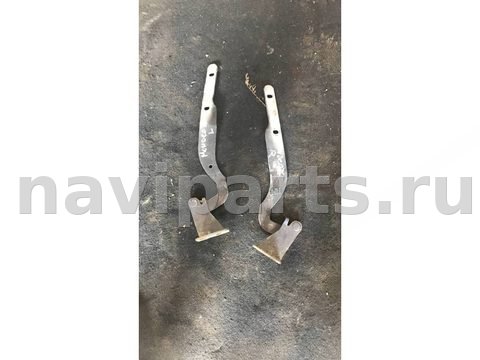 Петля капота левая Ford Mondeo, 1998 г., арт. 8408913386
