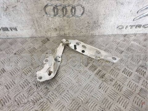 Петля капота левая Audi A6 C7, 2014 г., арт. 86174359