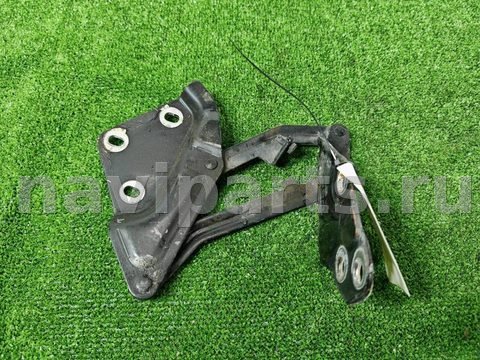 Петля капота левая Volkswagen Touareg, 2009 г., OEM 7L6823301B, арт. D5619