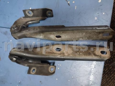 Петля капота правая Audi A6 C5, 2003 г., арт. 004985