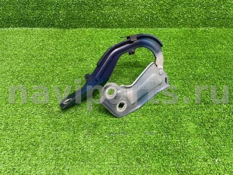 Петля капота правая Ford Focus, 2012 г., OEM 1750016, арт. 10628