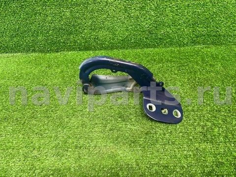 Петля капота правая Ford Focus, 2012 г., OEM 1750016, арт. 11443